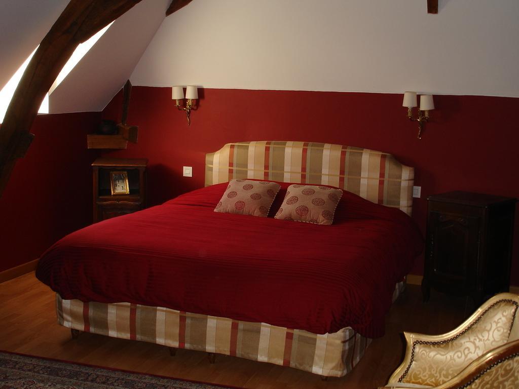 Le Relais Du Lyon D'Or Hotel Angles-sur-lʼAnglin Værelse billede